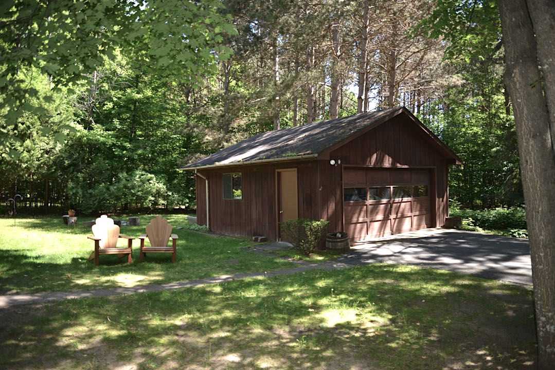 11094 Barnes Road Kewadin, MI 49648 - Photo 15 of 26 1833586-14.JPG