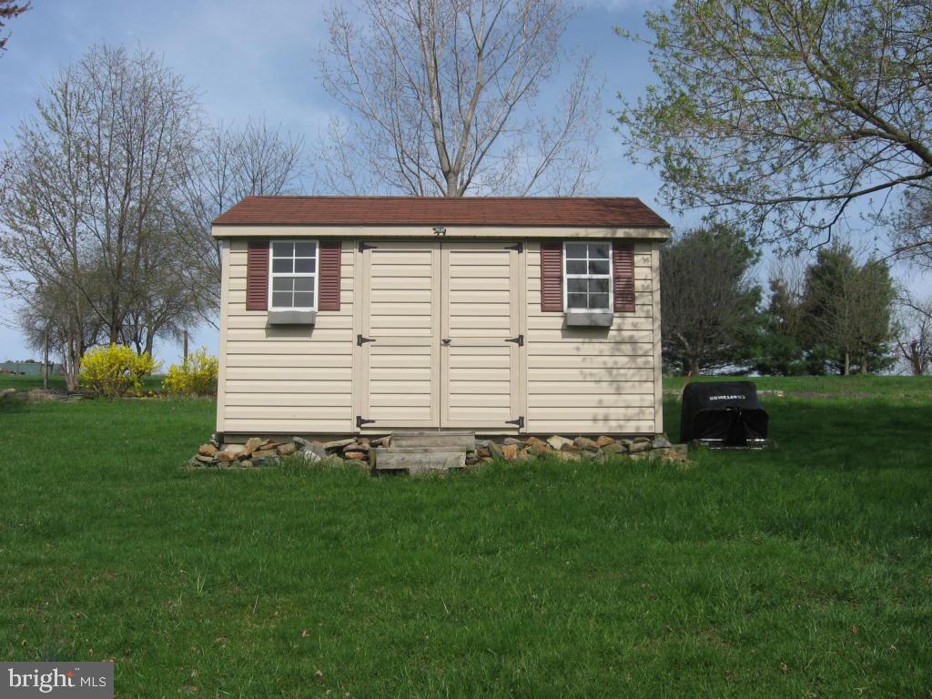 1952 Spruce Grove Road Oxford, PA 19363 - Photo 13 of 14 Gallery Image 13