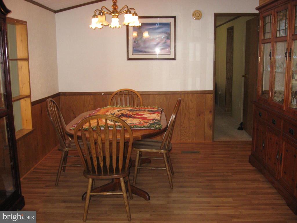 1952 Spruce Grove Road Oxford, PA 19363 - Photo 4 of 14 Gallery Image 4