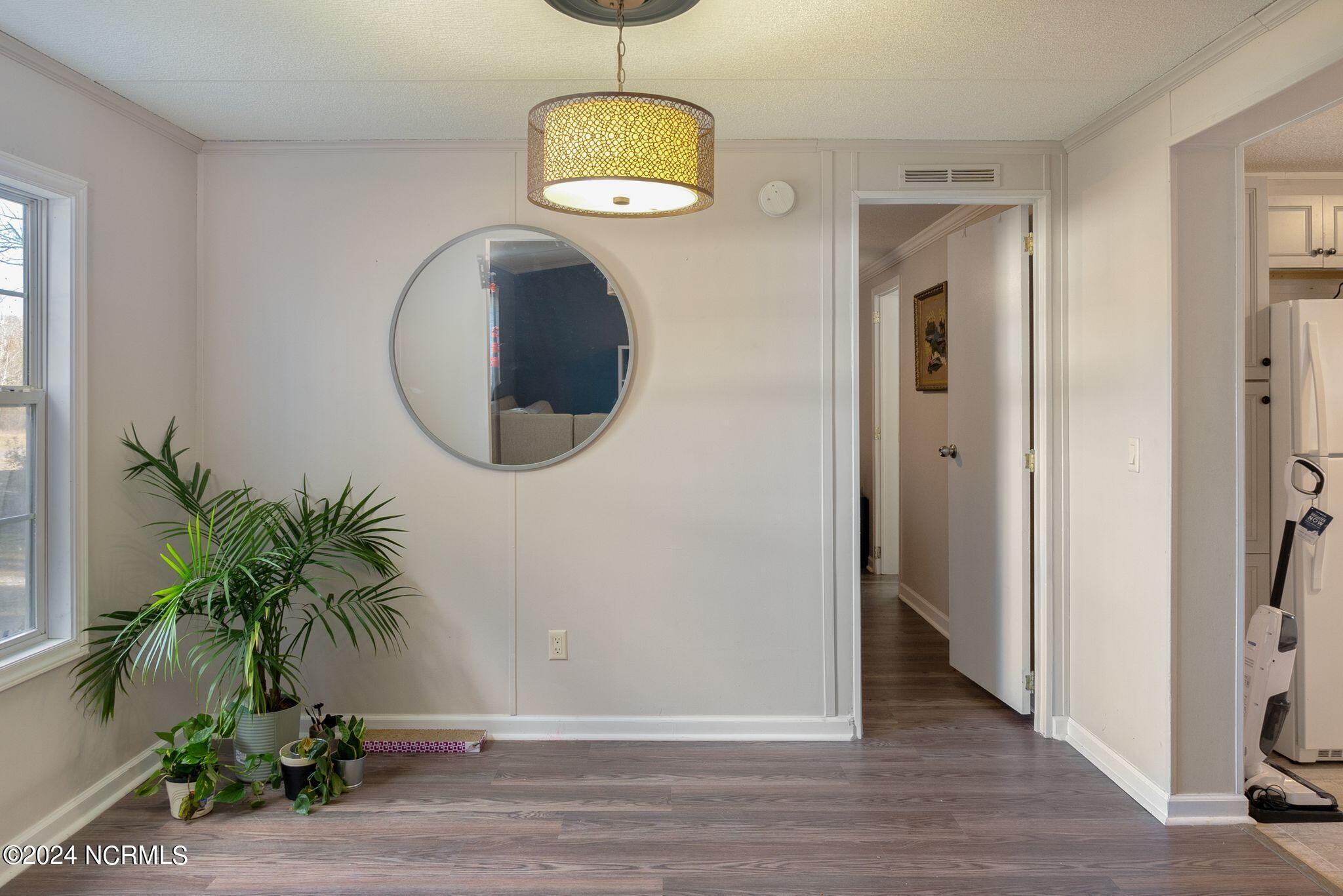 242 Shingle Brook Road New Bern, NC 28560 - Photo 24 of 49 Dining Room