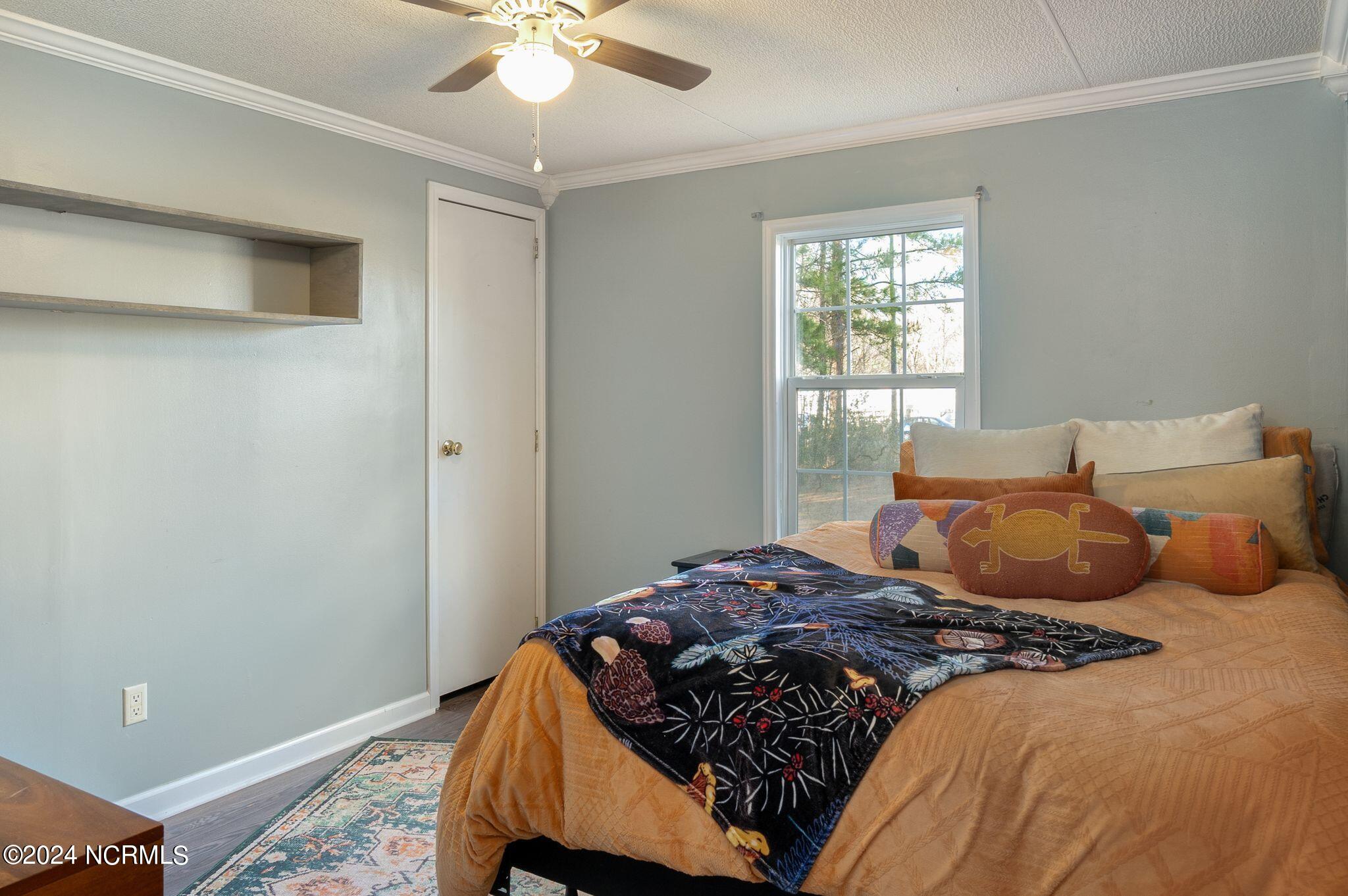 242 Shingle Brook Road New Bern, NC 28560 - Photo 27 of 49 Second Bedroom