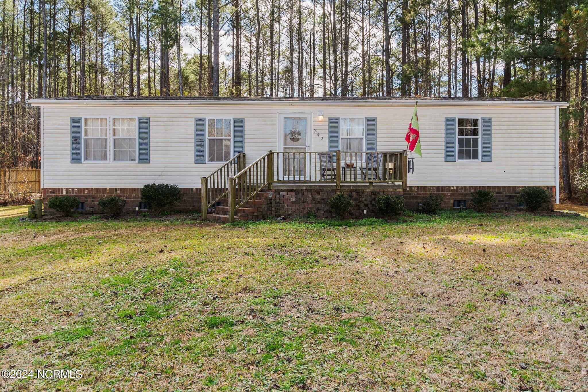 242 Shingle Brook Road New Bern, NC 28560 - Photo 8 of 49 Front