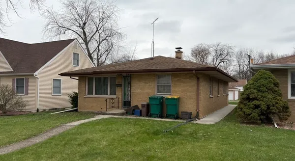 $269,000 | 109 South Reedwood Drive, Joliet, IL 60436