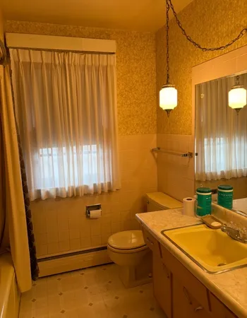 $269,000 | 109 South Reedwood Drive, Joliet, IL 60436