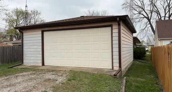 $269,000 | 109 South Reedwood Drive, Joliet, IL 60436