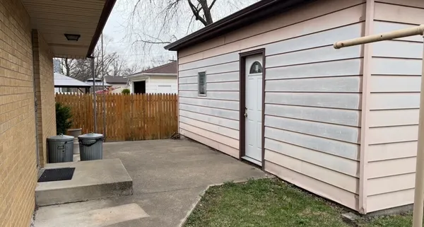 $269,000 | 109 South Reedwood Drive, Joliet, IL 60436