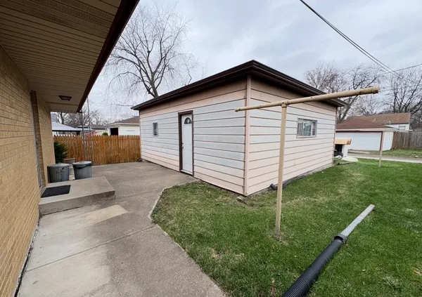 $269,000 | 109 South Reedwood Drive, Joliet, IL 60436