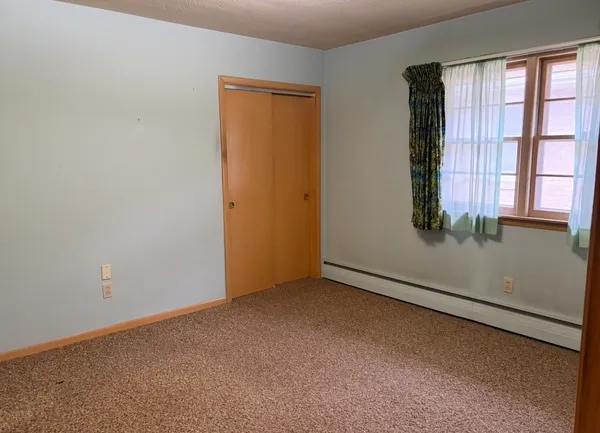 $269,000 | 109 South Reedwood Drive, Joliet, IL 60436