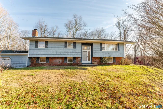 $519,900 | 6 Maple Circle, Monroe, CT 06468