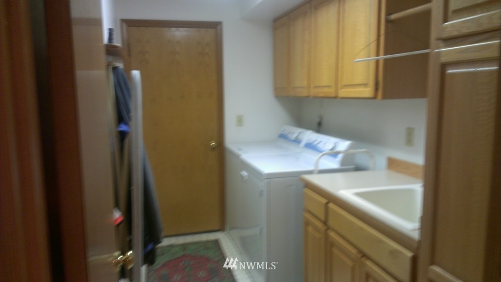 20911 West Bulson Road Mount Vernon, WA 98274 - Photo 12 of 24 Gallery Image 12