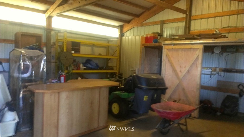 20911 West Bulson Road Mount Vernon, WA 98274 - Photo 16 of 24 Gallery Image 16