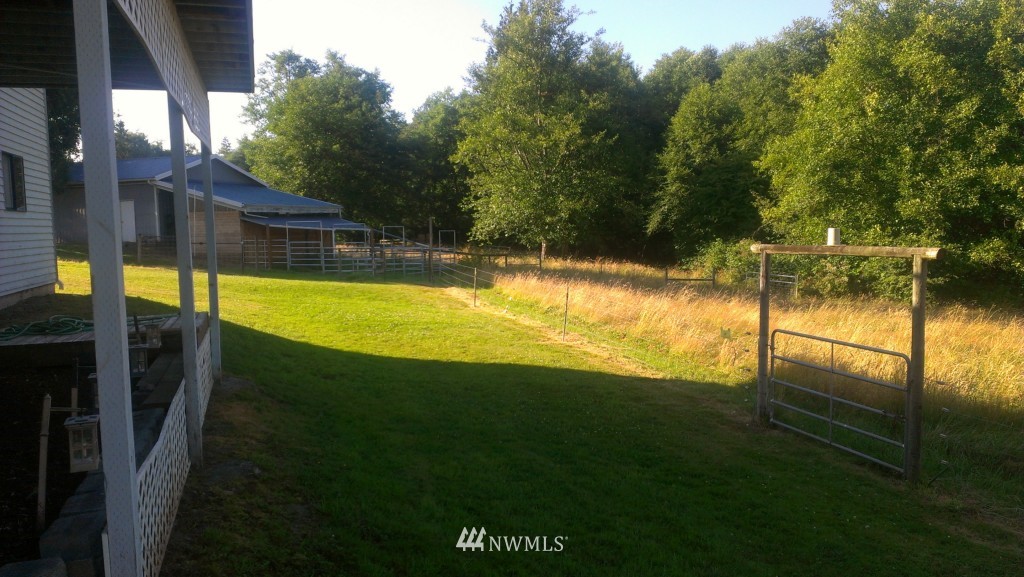 20911 West Bulson Road Mount Vernon, WA 98274 - Photo 23 of 24 Gallery Image 23