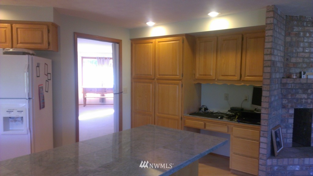 20911 West Bulson Road Mount Vernon, WA 98274 - Photo 7 of 24 Gallery Image 7