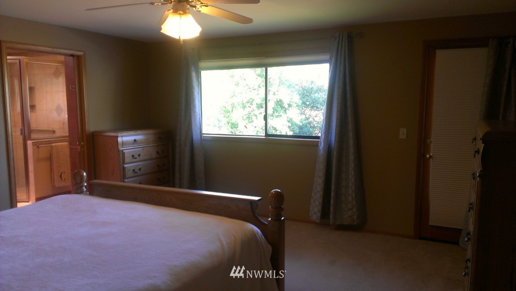 20911 West Bulson Road Mount Vernon, WA 98274 - Photo 8 of 24 Gallery Image 8