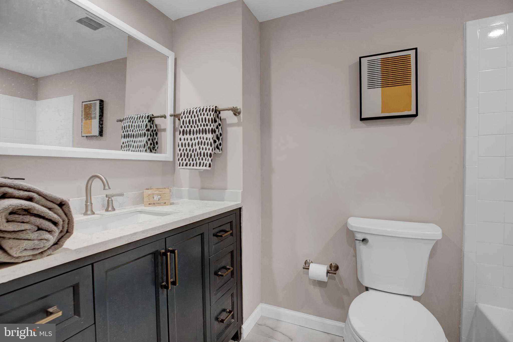 1133 13th Street Northwest, Unit 502 Washington, DC 20005 - Photo 16 of 22