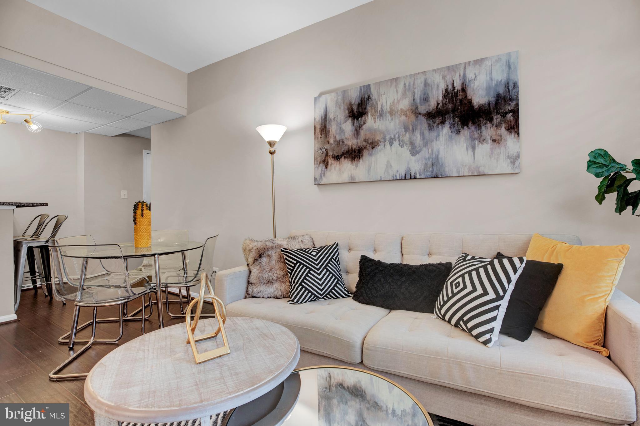 1133 13th Street Northwest, Unit 502 Washington, DC 20005 - Photo 5 of 22