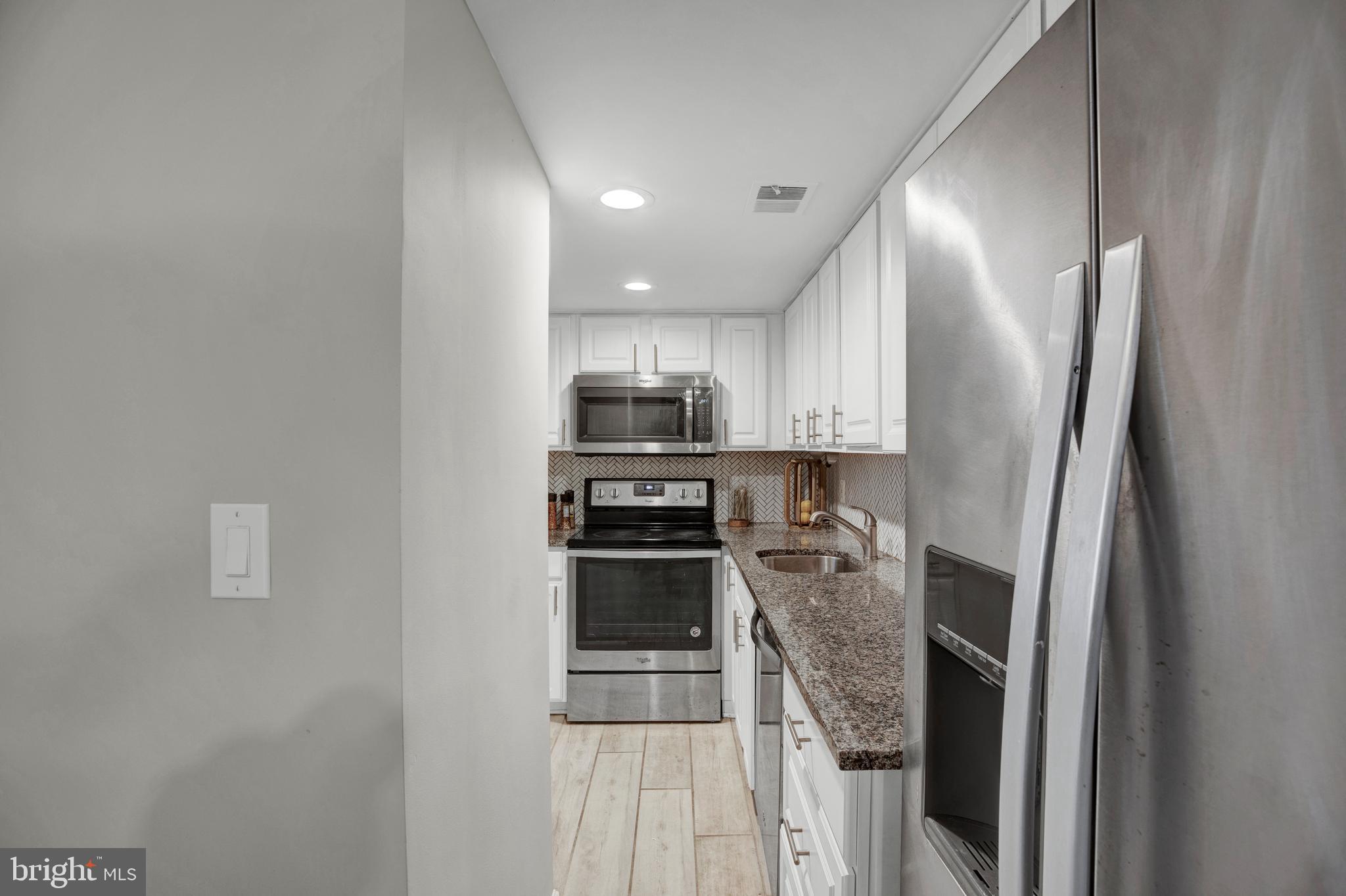 1133 13th Street Northwest, Unit 502 Washington, DC 20005 - Photo 9 of 22