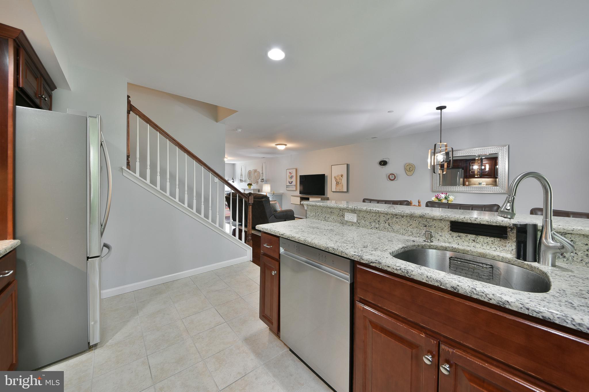 400 North York Road, Unit C Hatboro, PA 19040 - Photo 15 of 38 Kitchen