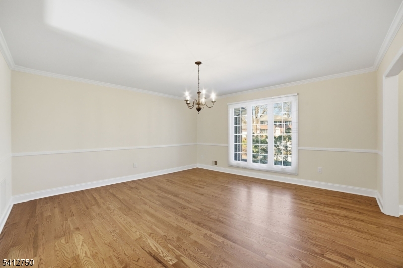 50 Pinewood Crescent Berkeley Heights, NJ 07922 - Photo 11 of 41