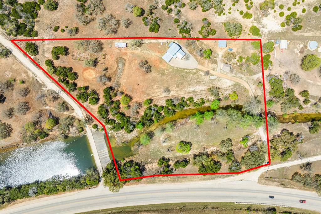 15744 South State Highway 16 Fredericksburg, TX 78624 - Photo 24 of 27