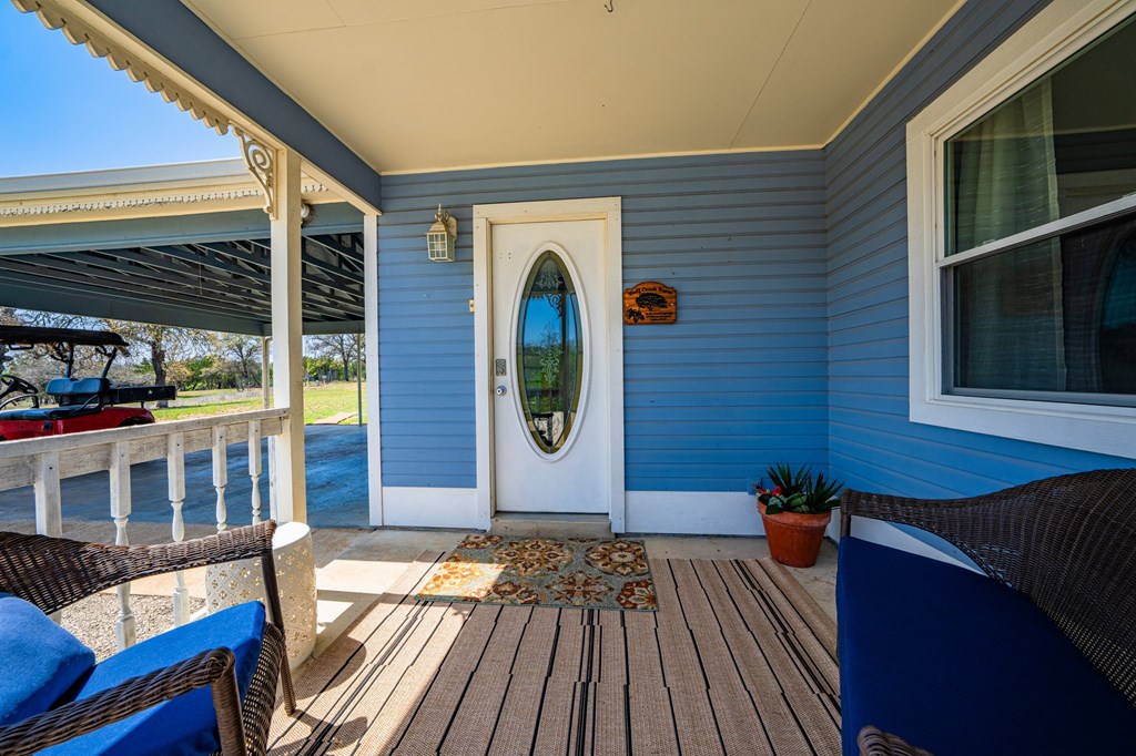 15744 South State Highway 16 Fredericksburg, TX 78624 - Photo 5 of 27