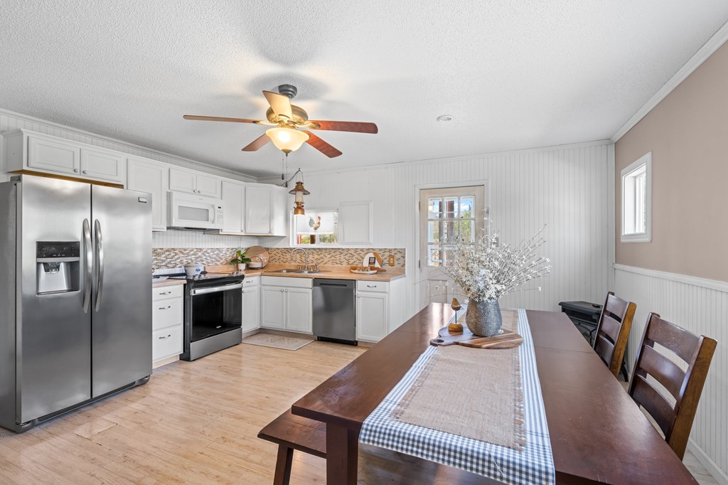 15744 South State Highway 16 Fredericksburg, TX 78624 - Photo 8 of 27