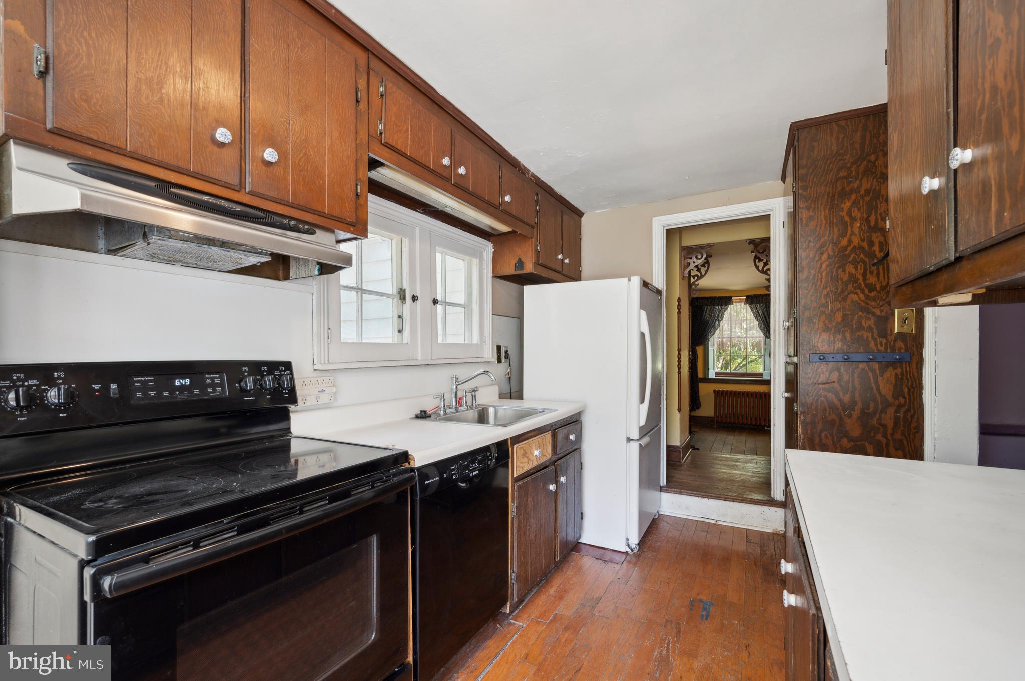257 Barren Road Media, PA 19063 - Photo 11 of 52 Kitchen