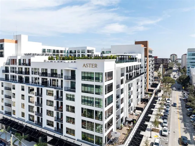 $3,330 | 1991 Main Street, Unit ASTER B9, Sarasota, FL 34236