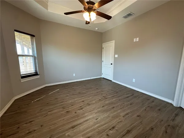 $2,400 | 1821 Bay Landing Drive, Portland, TX 78374