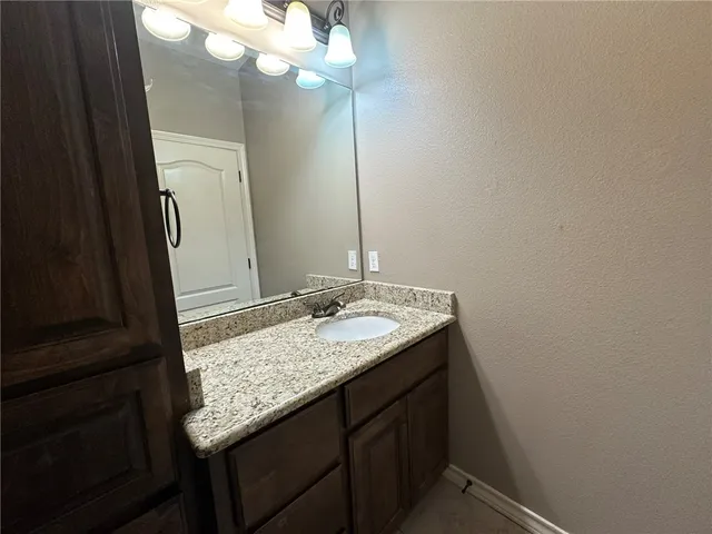 $2,895 | 1821 Bay Landing Drive, Portland, TX 78374