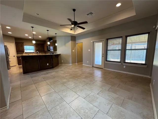 $2,895 | 1821 Bay Landing Drive, Portland, TX 78374