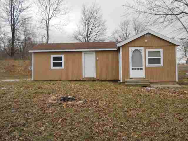 3668 South Bruner Road Warsaw, IN 46580 - Photo 2 of 10 Gallery Image 2