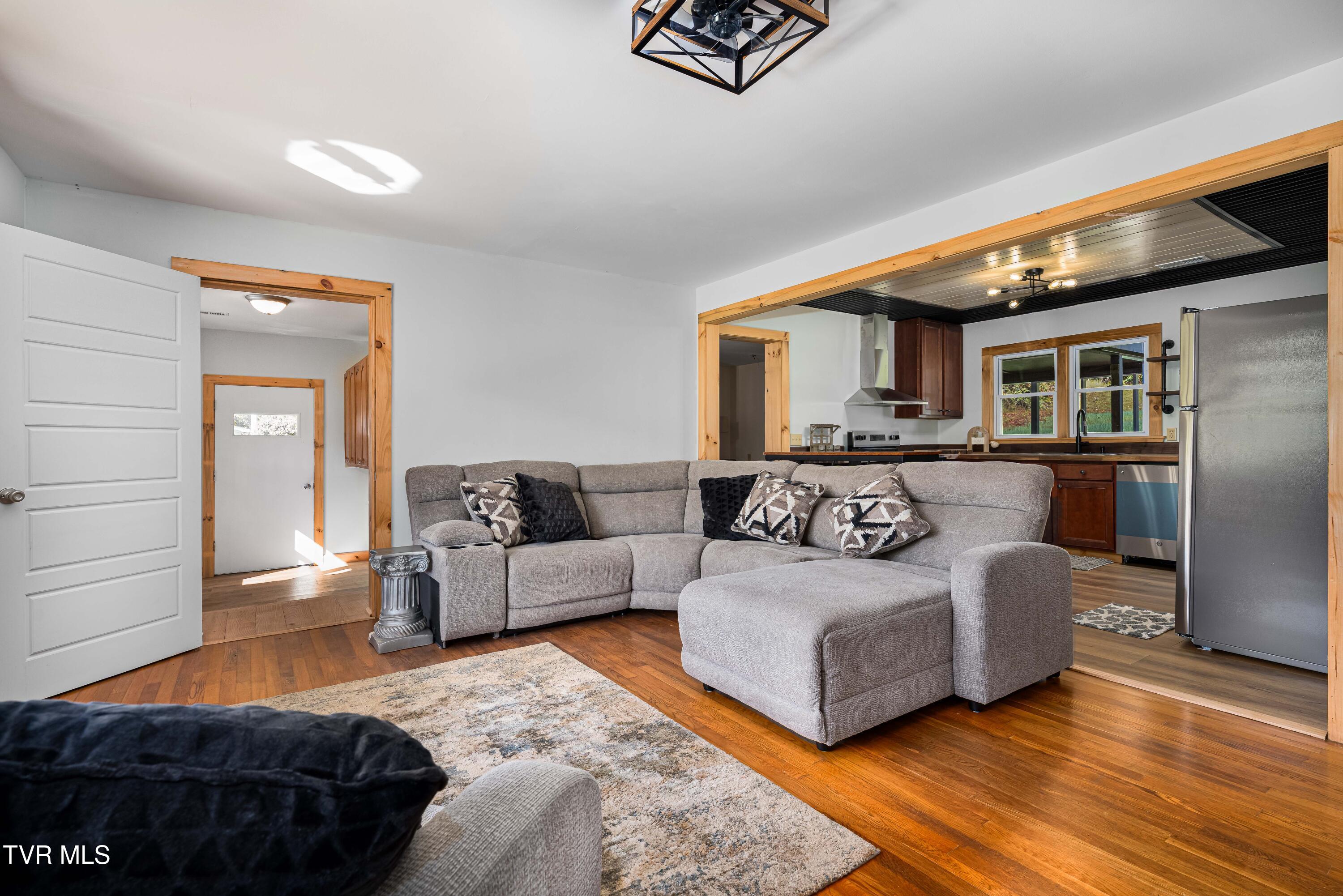 382 Lowell Stalcup Road Butler, TN 37640 - Photo 22 of 43 382 Lowell Stalcup Road (54 of 76)