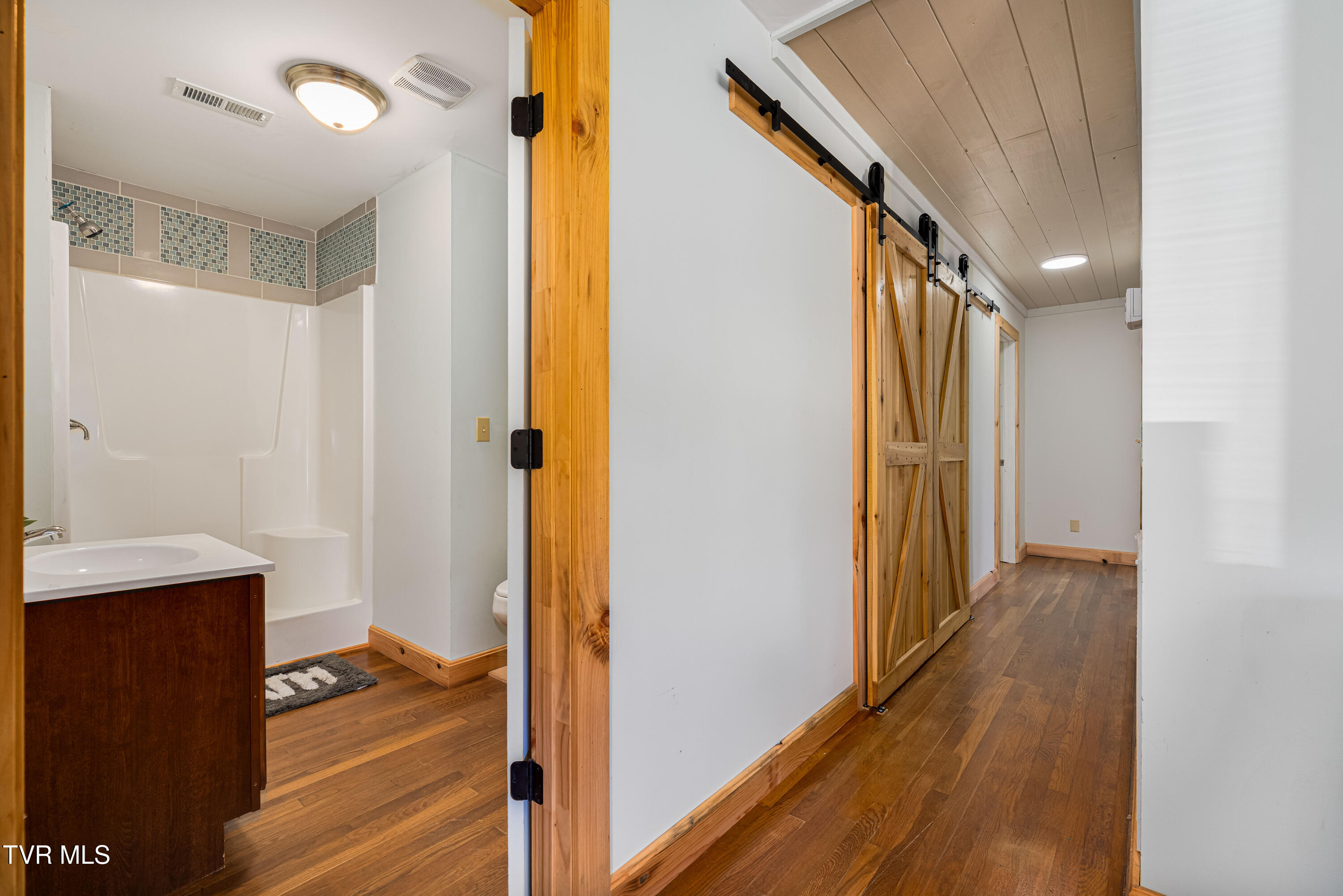 382 Lowell Stalcup Road Butler, TN 37640 - Photo 35 of 43 382 Lowell Stalcup Road (67 of 76)