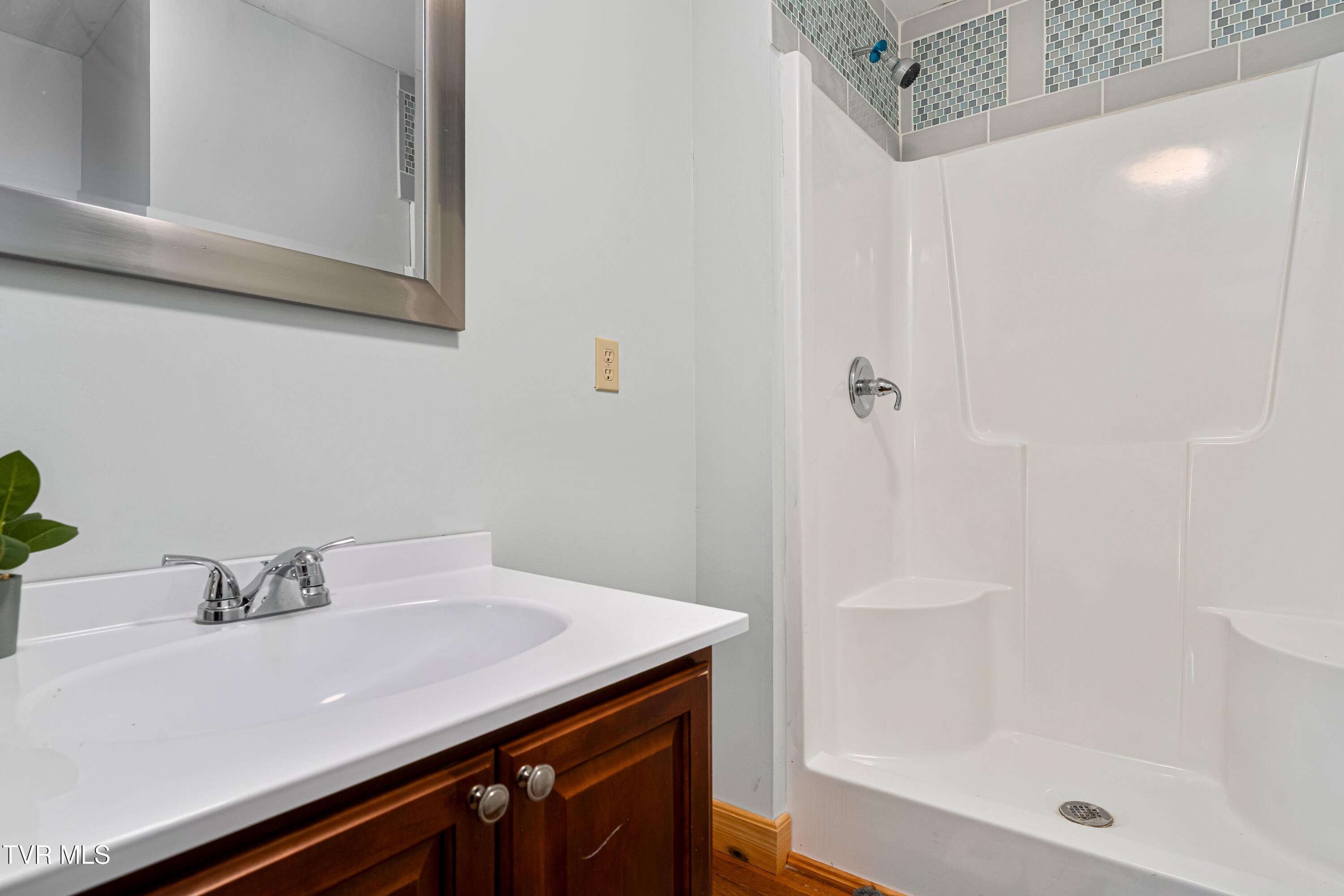 382 Lowell Stalcup Road Butler, TN 37640 - Photo 36 of 43 382 Lowell Stalcup Road (68 of 76)