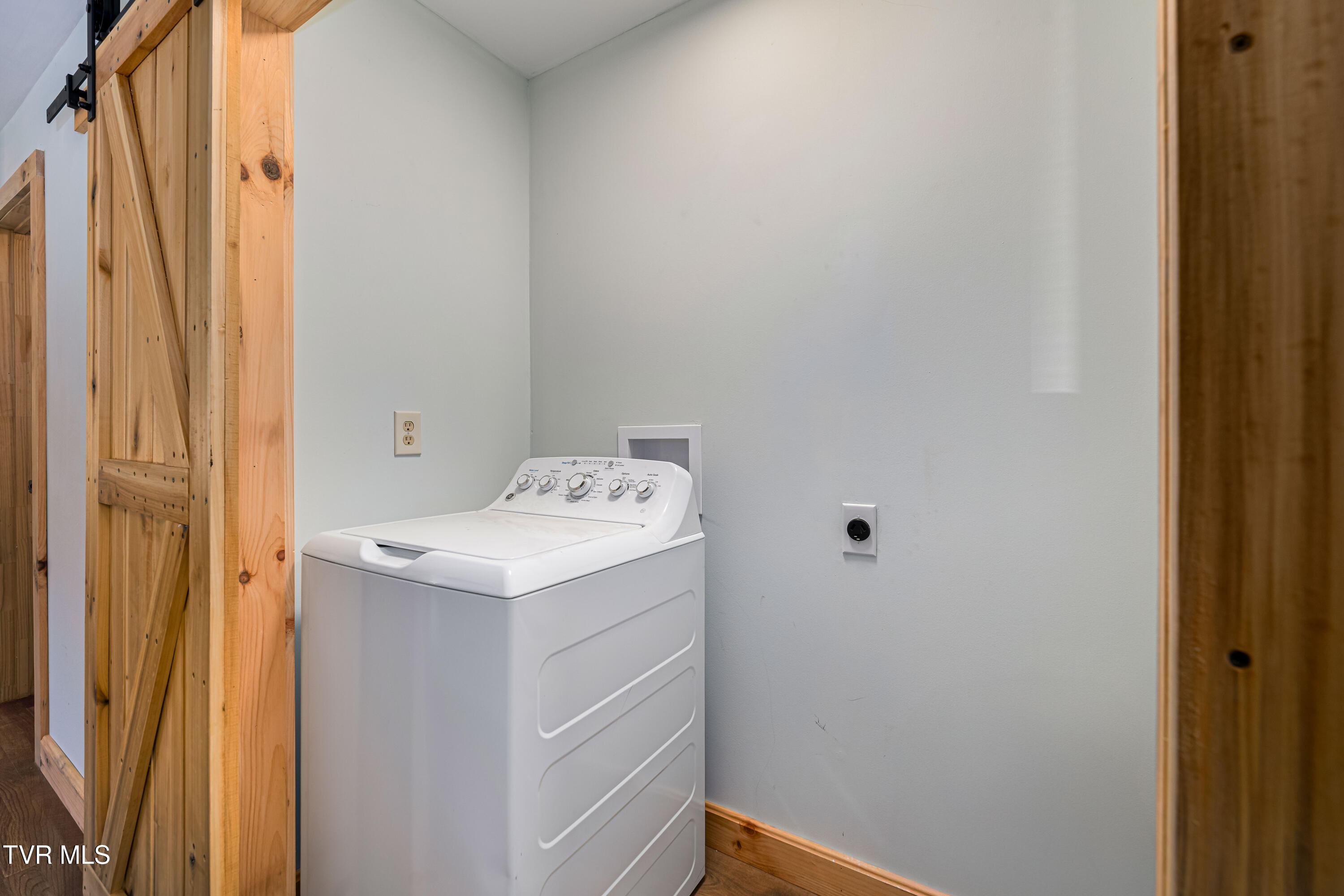 382 Lowell Stalcup Road Butler, TN 37640 - Photo 37 of 43 382 Lowell Stalcup Road (69 of 76)