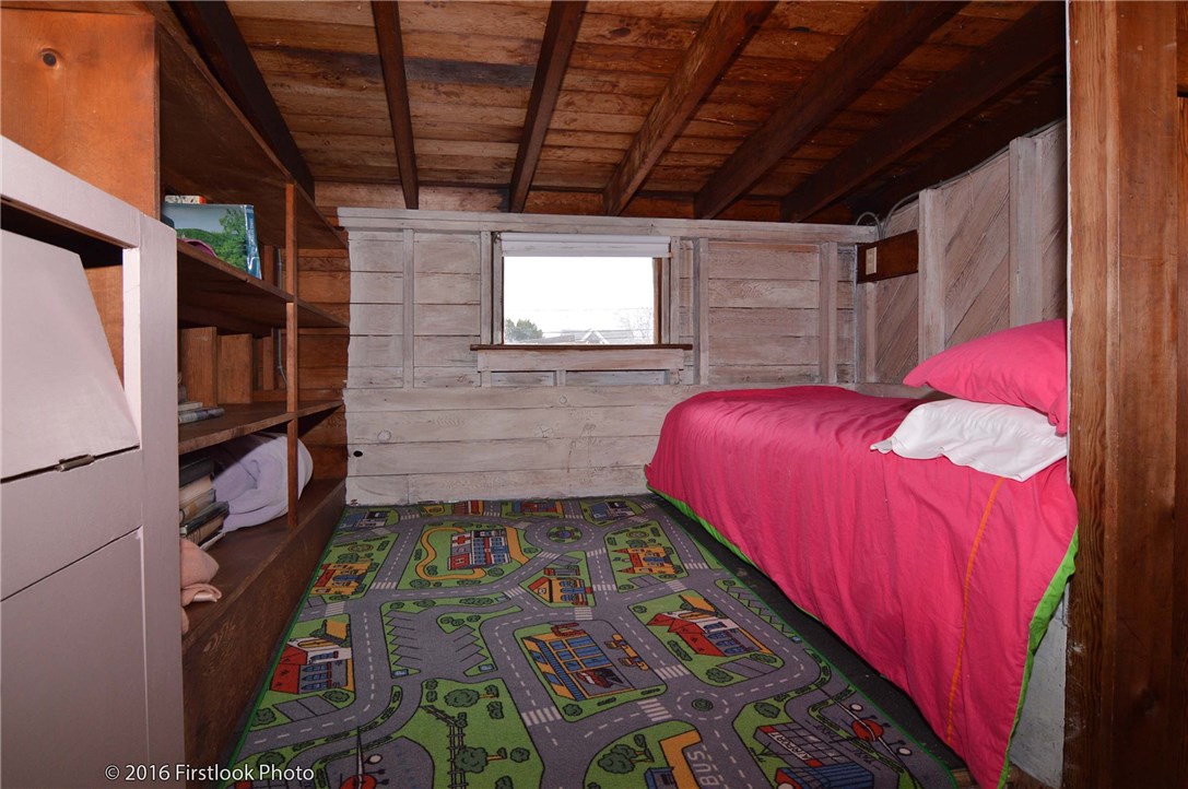 61 Warrens Point Road Little Compton, RI 02837 - Photo 17 of 20