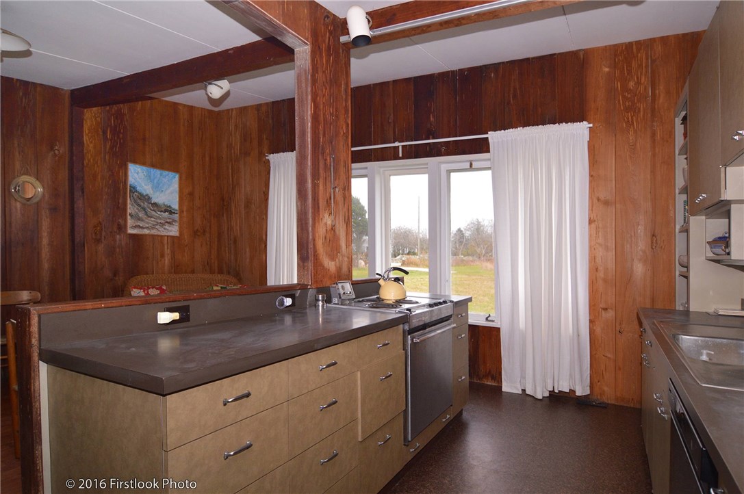 61 Warrens Point Road Little Compton, RI 02837 - Photo 6 of 20