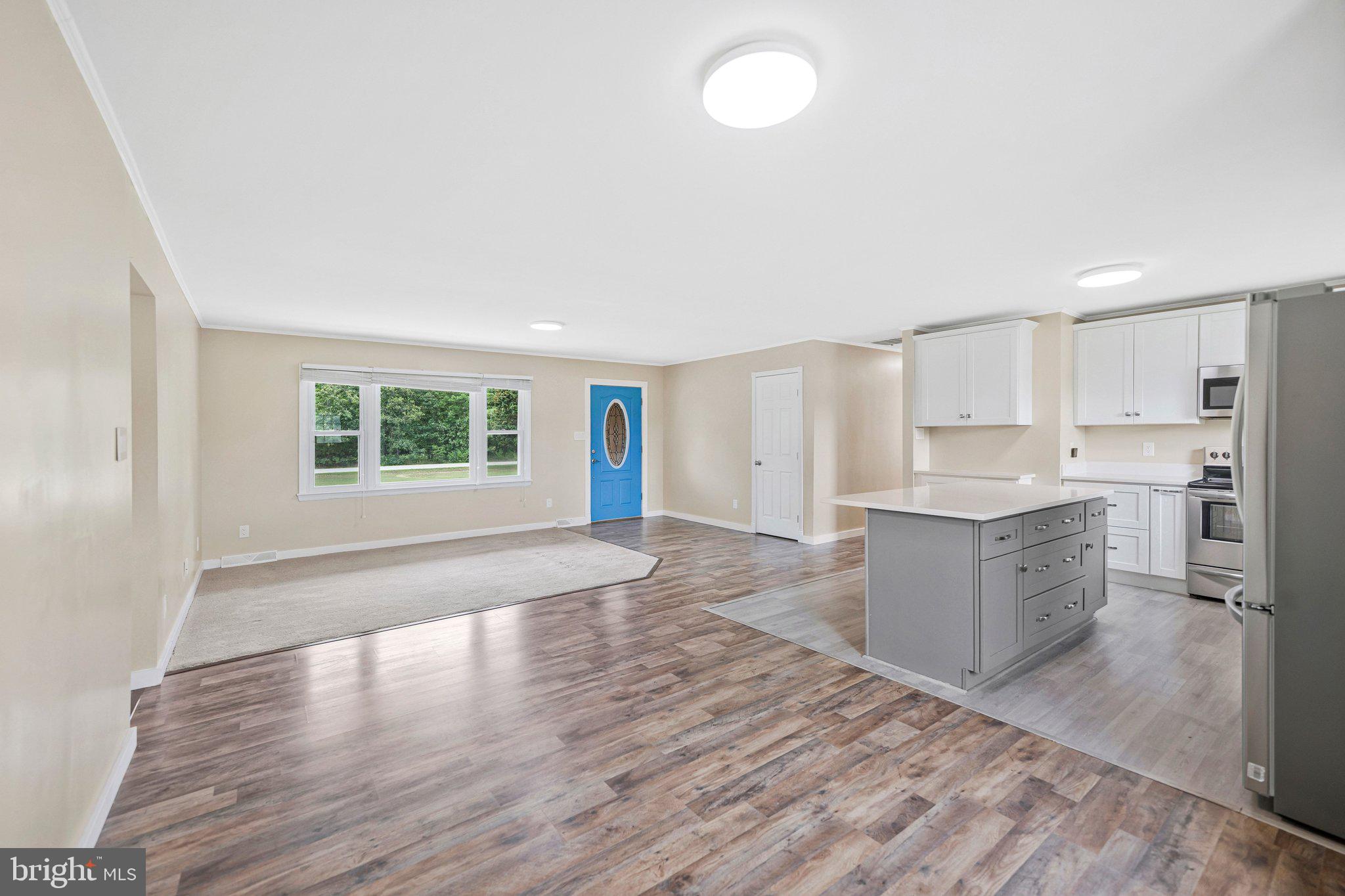 3801 Gardiner Road Waldorf, MD 20601 - Photo 13 of 52 Living/dining/kitchen space