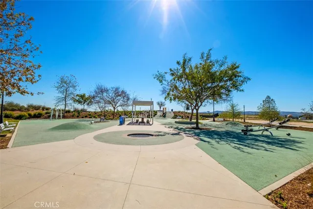 $5,200 | 179 Follyhatch, Irvine, CA 92618