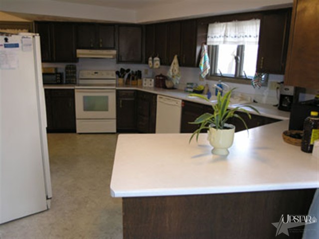 15516 Fogel Road Fort Wayne, IN 46818 - Photo 8 of 21