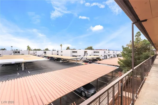 $1,275 | 625 South Royal Crest Circle, Unit 19, Las Vegas, NV 89169