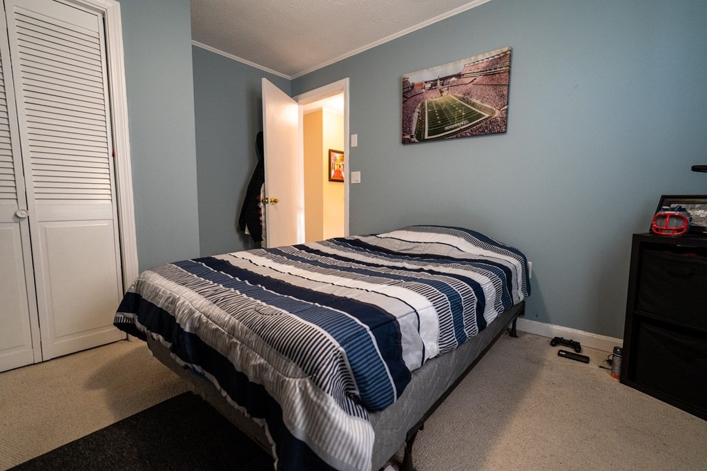 9 Woodland Road Holbrook, MA 02343 - Photo 14 of 19 Gallery Image 14