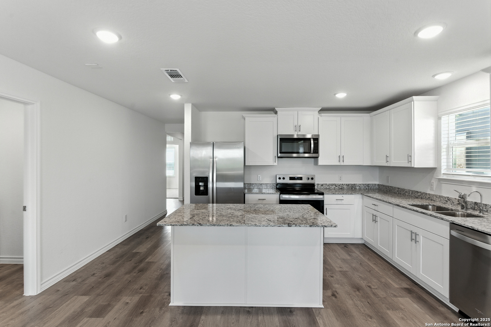 4056 Bermuda Lane Seguin, TX 78155 - Photo 9 of 22