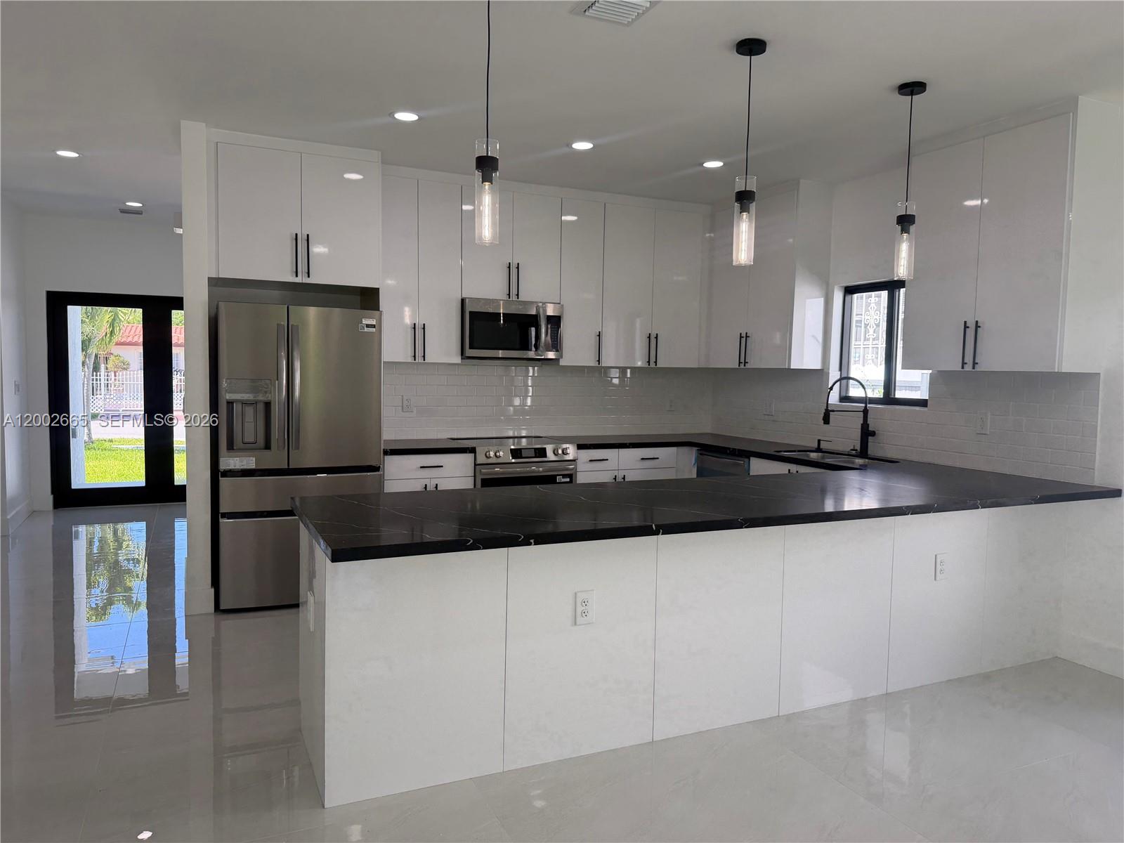 5550 Southwest 4th Street Miami, FL 33134 - Photo 10 of 30