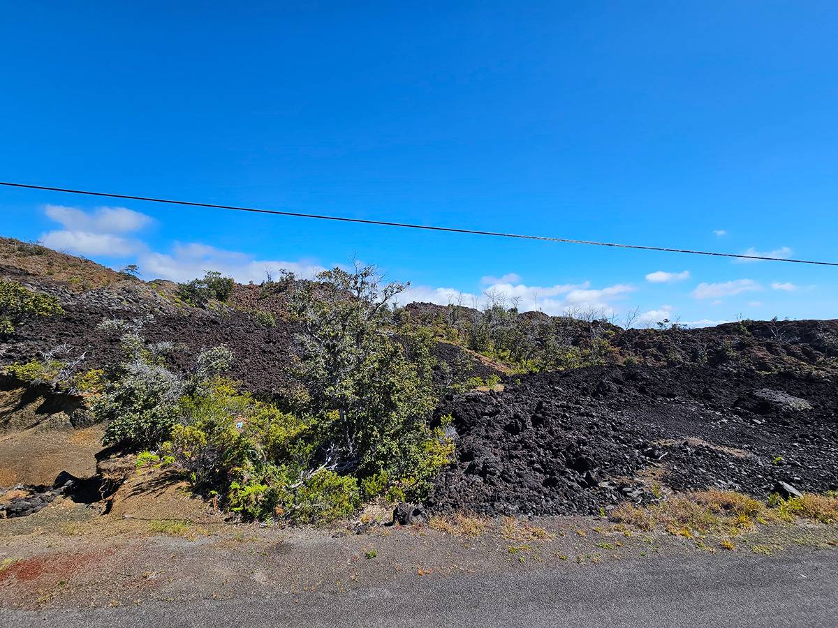 21 Lurline Lane Ocean View, HI 96704 - Photo 3 of 3 a view of a city