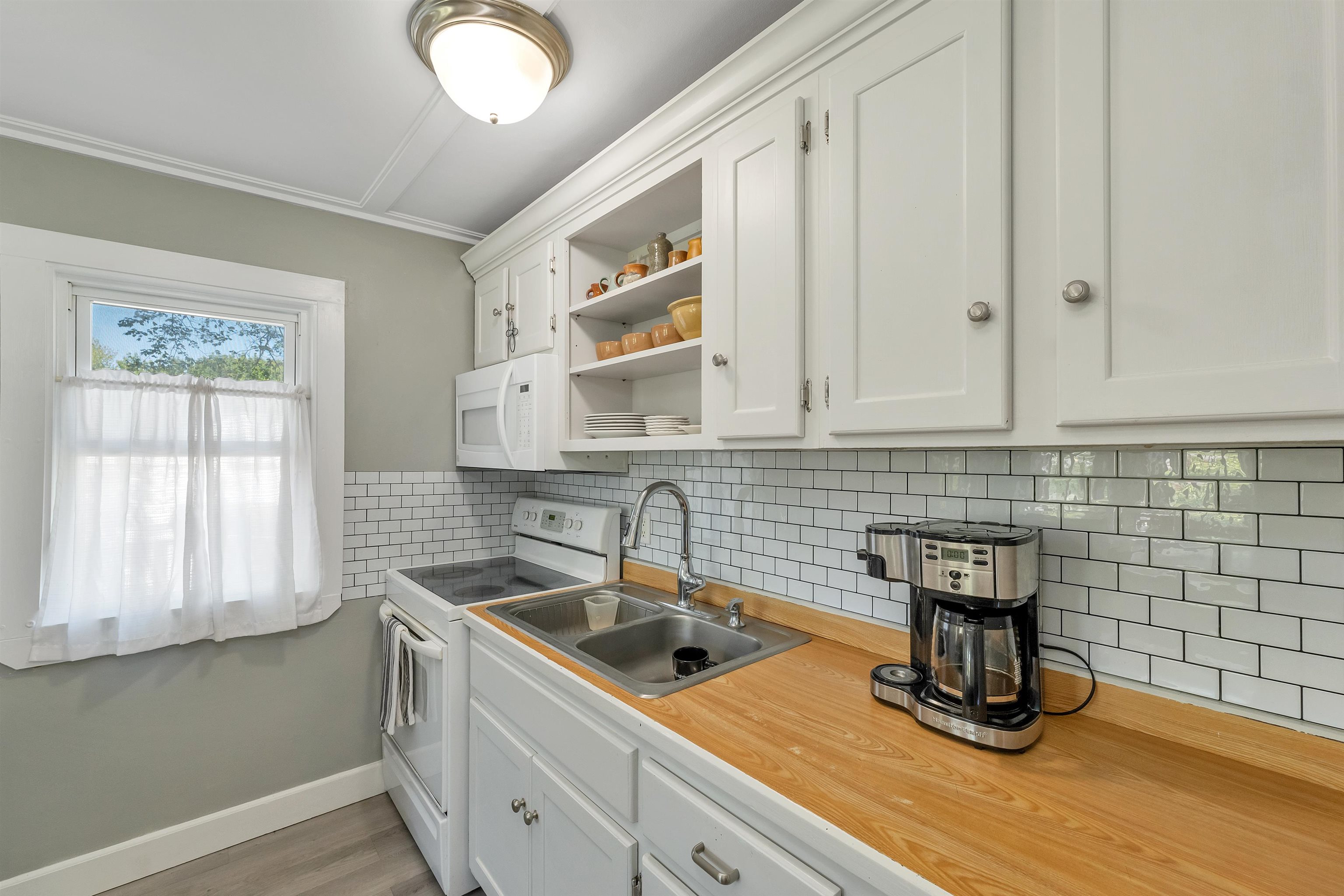 213 Front Street Exeter, NH 03833 - Photo 15 of 48