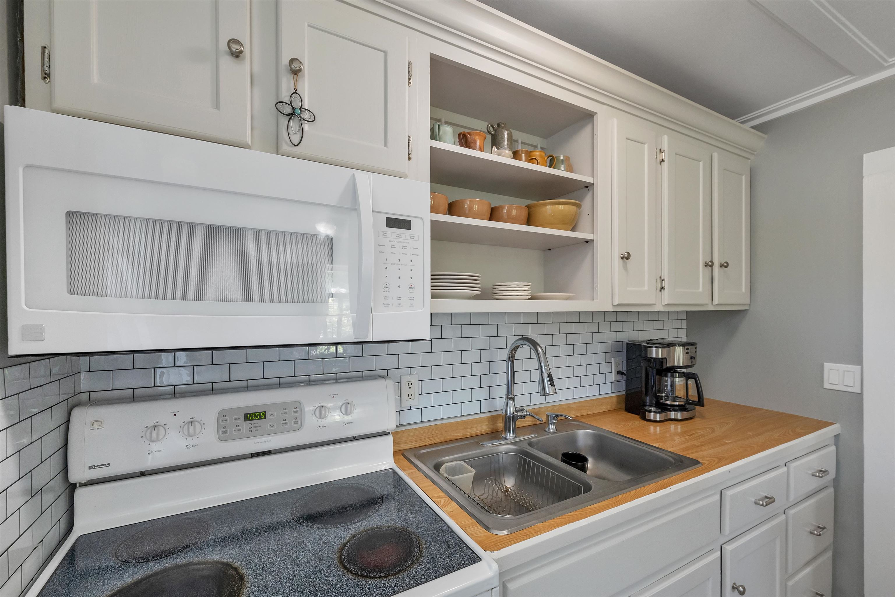 213 Front Street Exeter, NH 03833 - Photo 16 of 48