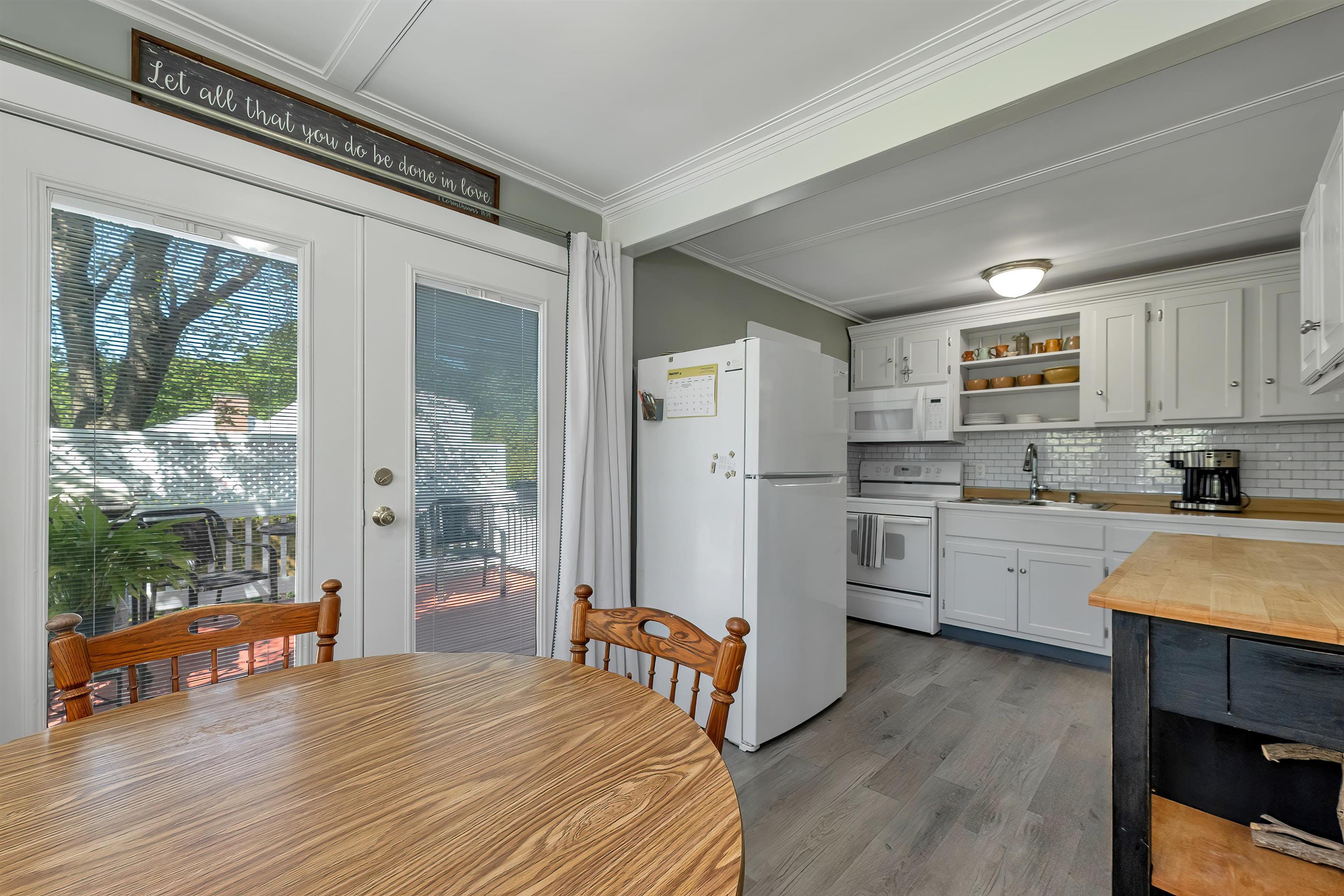 213 Front Street Exeter, NH 03833 - Photo 8 of 48