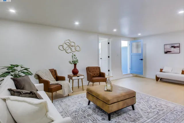 $1,198,000 | 325 1st Avenue, Daly City, CA 94014